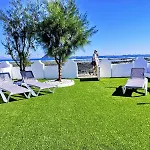 Semesterbostad Dalia House, Frontbeach, Piscina,