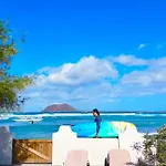 Semesterbostad Dalia House, Frontbeach, Piscina, *
