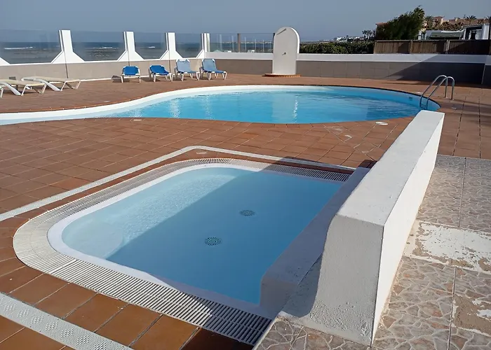 Hébergement de vacances Dalia House, Frontbeach, Piscina, *