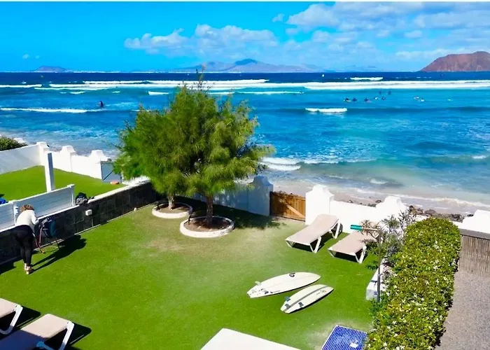 Dalia House, Frontbeach, Piscina, Vakantiehuis