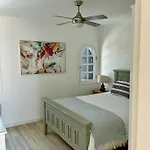 Holiday home Dalia House, Frontbeach, Piscina, Corralejo