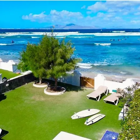 Casa Dalia, Frontbeach, Piscina, Holiday home