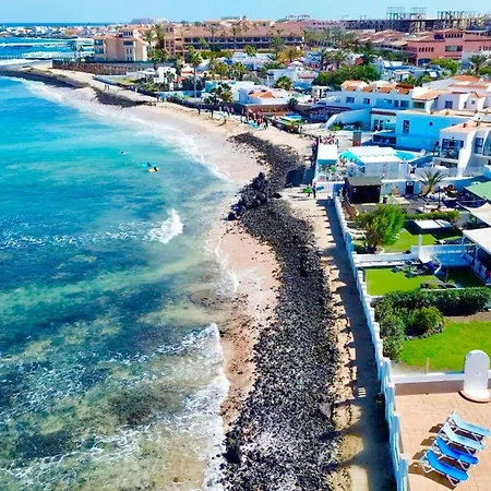 Casa Dalia, Frontbeach, Piscina, Holiday home