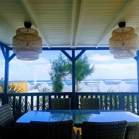 펜션 Dalia House, Frontbeach, Piscina,