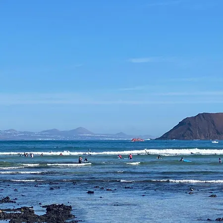 펜션 Dalia House, Frontbeach, Piscina,